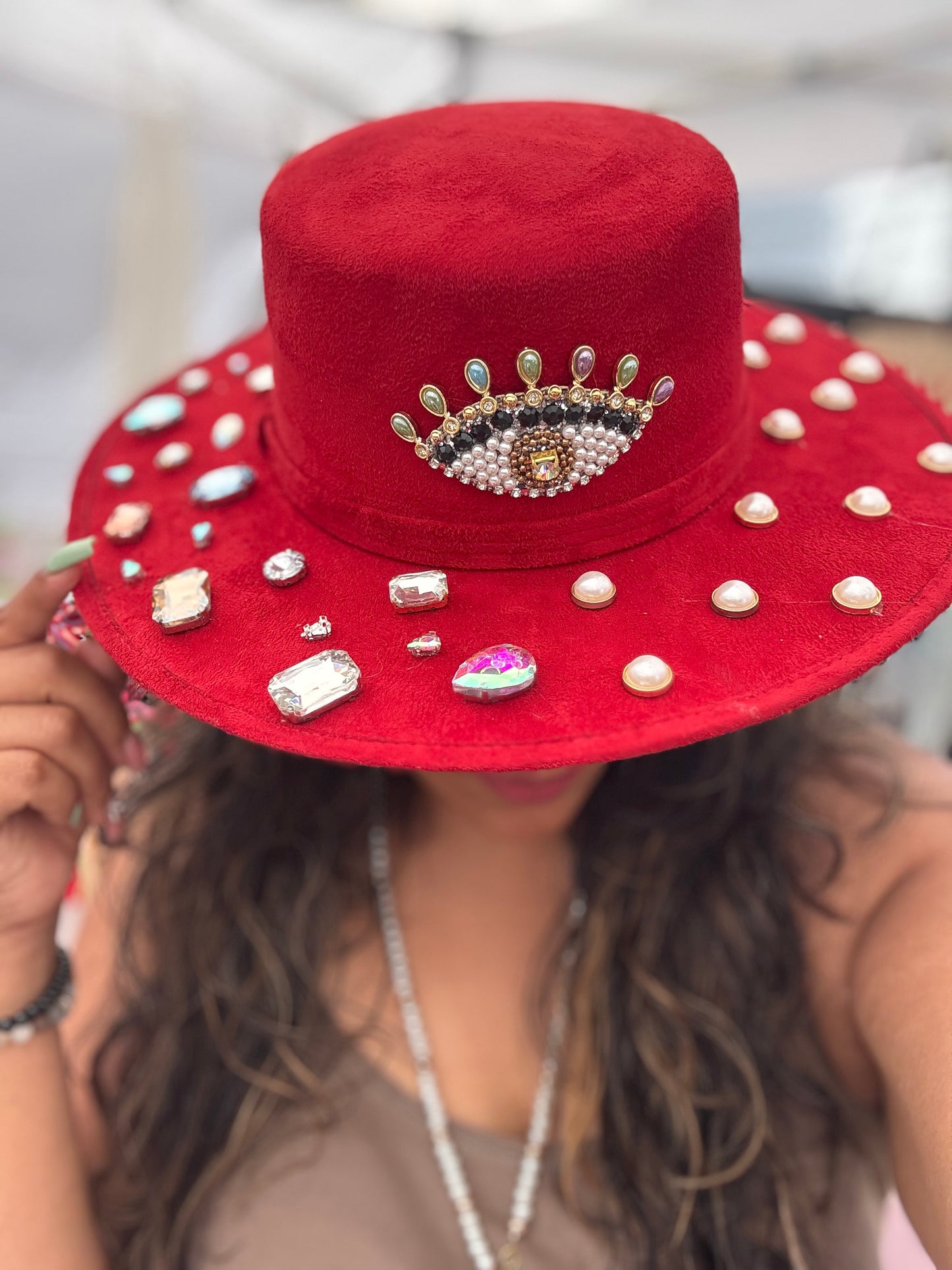 Red eye hat