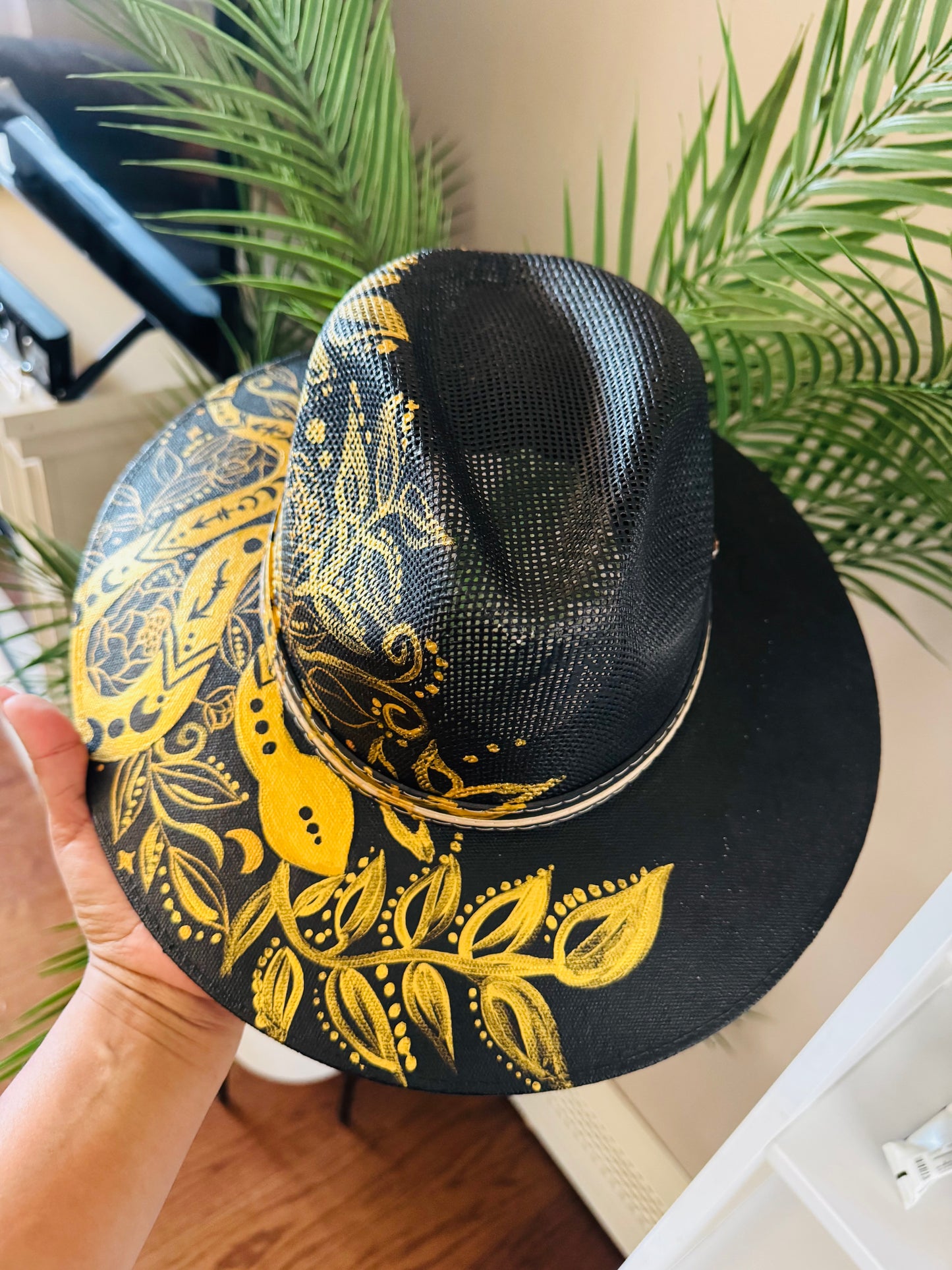 Snake hat