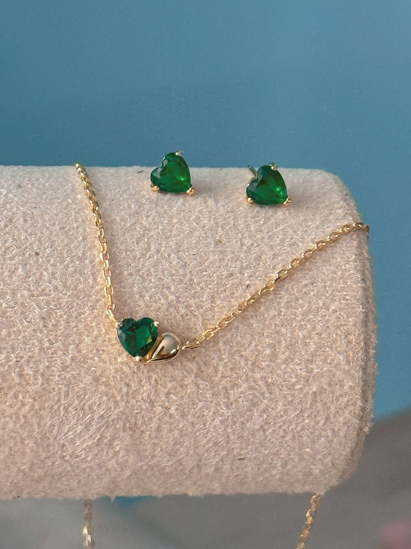 Emerald heart set