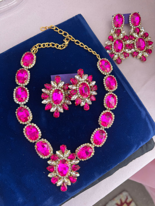 Elegant set